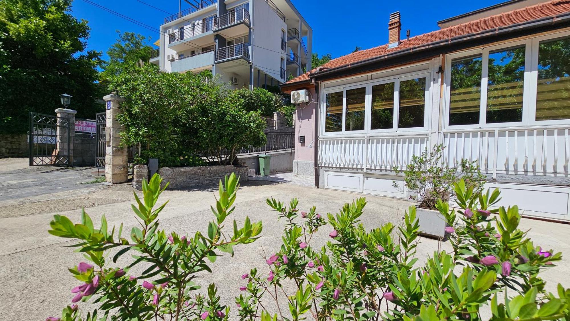 הרצג-נובי Lalovina Apartment מראה חיצוני תמונה